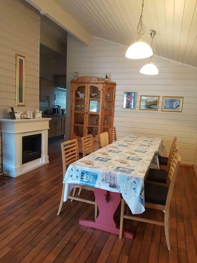 Lyngsalpan Cruise Lodge - Rodtinden Nord-Lenangen ภายนอก รูปภาพ